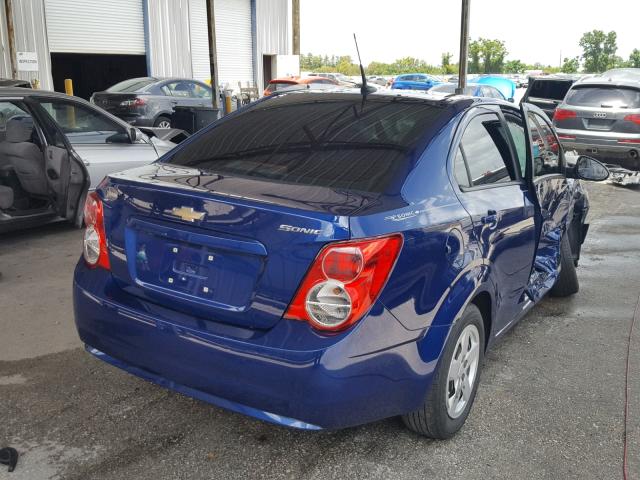 1G1JA5SH1E4195956 - 2014 CHEVROLET SONIC LS BLUE photo 4