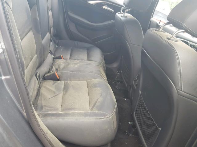 SJKCH5CR5JA058126 - 2018 INFINITI QX30 BASE GRAY photo 6