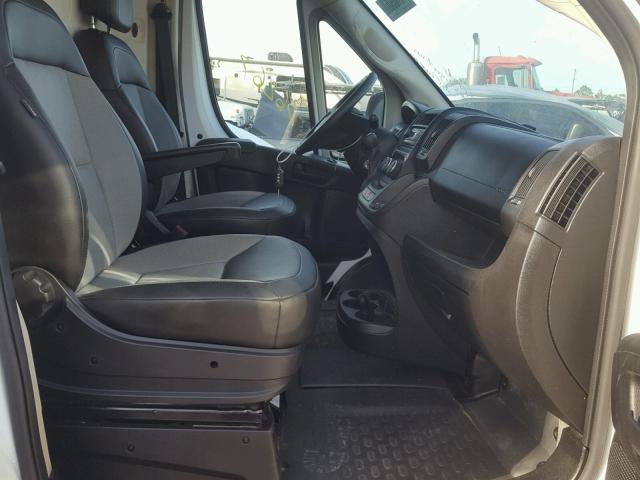 3C6TRVDG6HE546920 - 2017 RAM PROMASTER 白色 照片 5