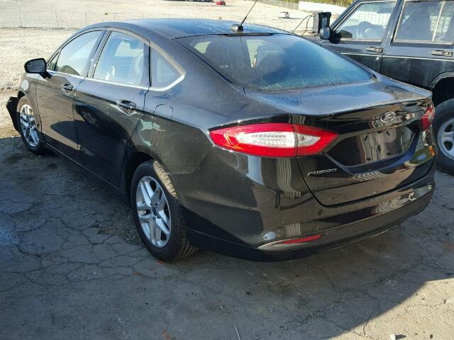 3FA6P0H7XGR375465 - 2016 FORD FUSION SE BLACK photo 3