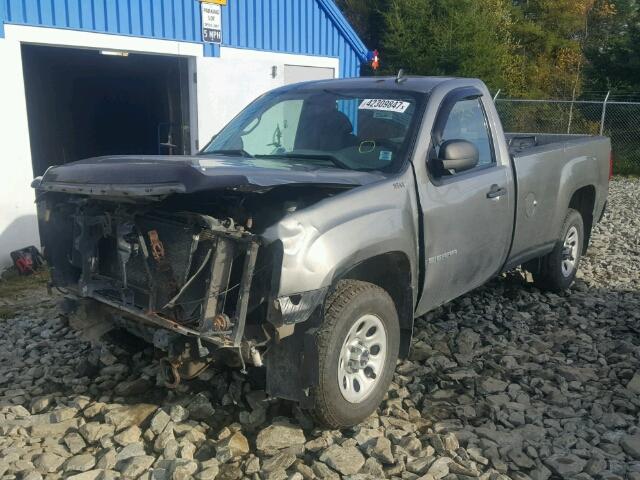 1GTEC14XX9Z252938 - 2009 GMC SIERRA C15 GRAY photo 2