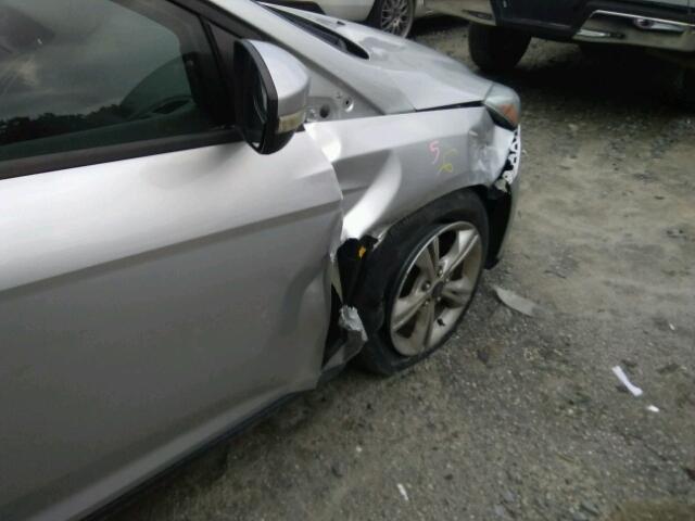 1FADP3K21EL215945 - 2014 FORD FOCUS SE SILVER photo 9