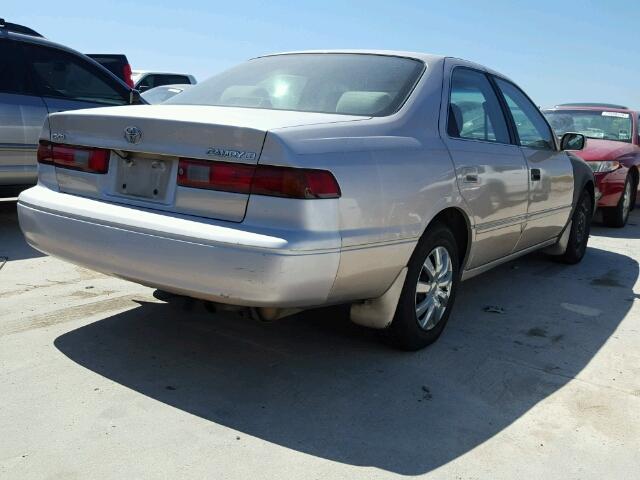 4T1BG22K9WU267472 - 1998 TOYOTA CAMRY CE BEIGE photo 4