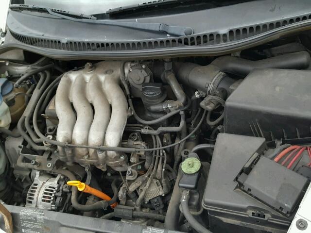 3VWCS21C81M418409 - 2001 VOLKSWAGEN NEW BEETLE 银色 照片 7