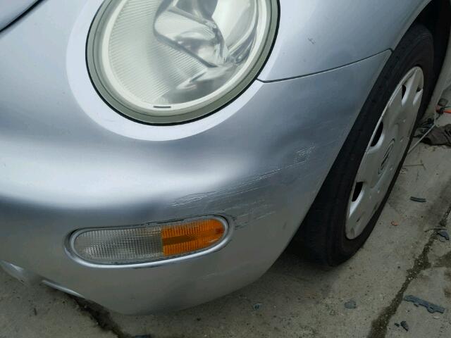3VWCS21C81M418409 - 2001 VOLKSWAGEN NEW BEETLE 银色 照片 9