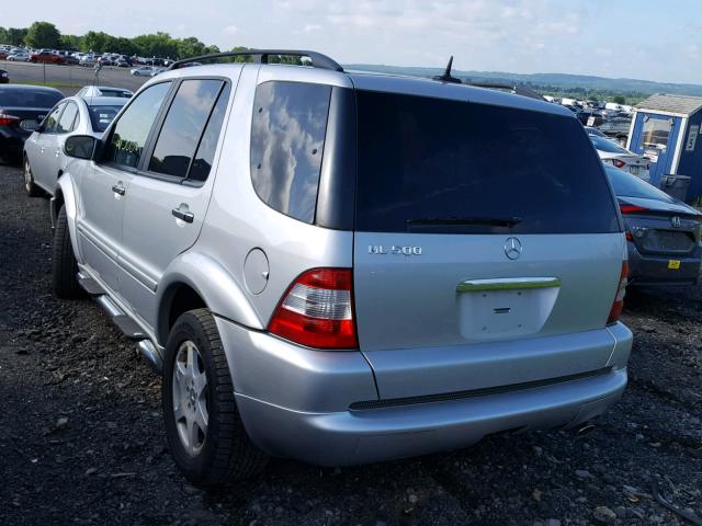 4JGAB75E62A300663 - 2002 MERCEDES-BENZ ML 500 SILVER photo 3