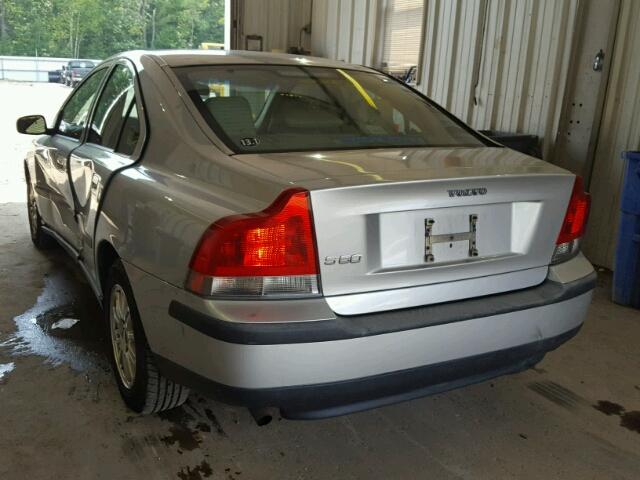 YV1RS61T142363540 - 2004 VOLVO S60 SILVER photo 3