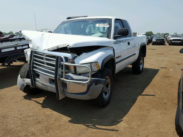 1B7HF13Z6YJ105701 - 2000 DODGE RAM 1500 WHITE photo 2