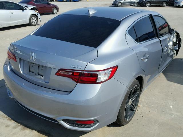 19UDE2F37HA011374 - 2017 ACURA ILX BASE SILVER photo 4