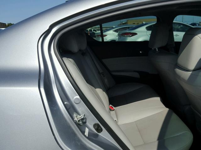 19UDE2F37HA011374 - 2017 ACURA ILX BASE Gümüş foto 6