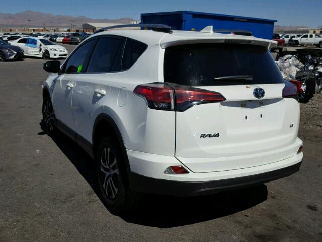 JTMZFREV9HJ130024 - 2017 TOYOTA RAV4 LE Ağ foto 3