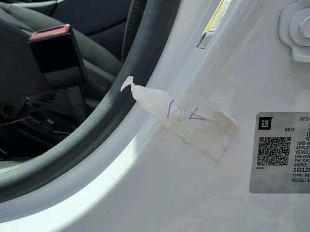 1G1ZF5SU6JF218342 - 2018 CHEVROLET MALIBU HYB 白色 照片 9