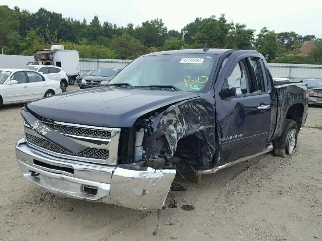 1GCRKSE7XCZ272879 - 2012 CHEVROLET SILVERADO BLUE photo 2