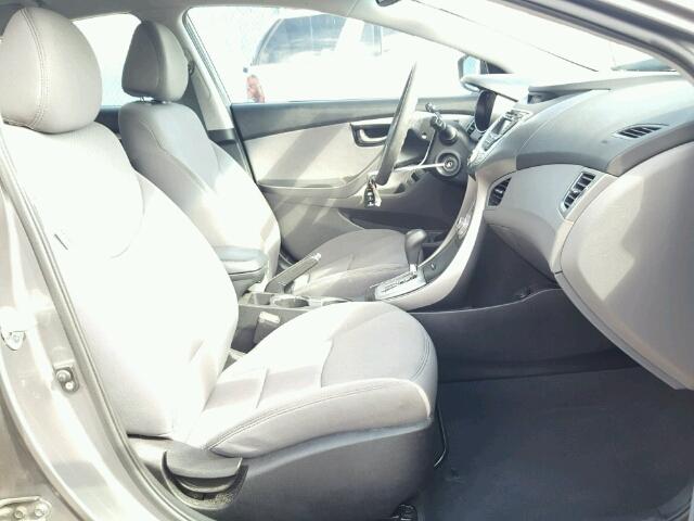 5NPDH4AE7CH093764 - 2012 HYUNDAI ELANTRA GRAY photo 5