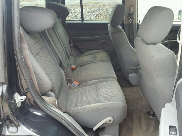 1J8HG48K97C685788 - 2007 JEEP COMMANDER BLACK photo 6