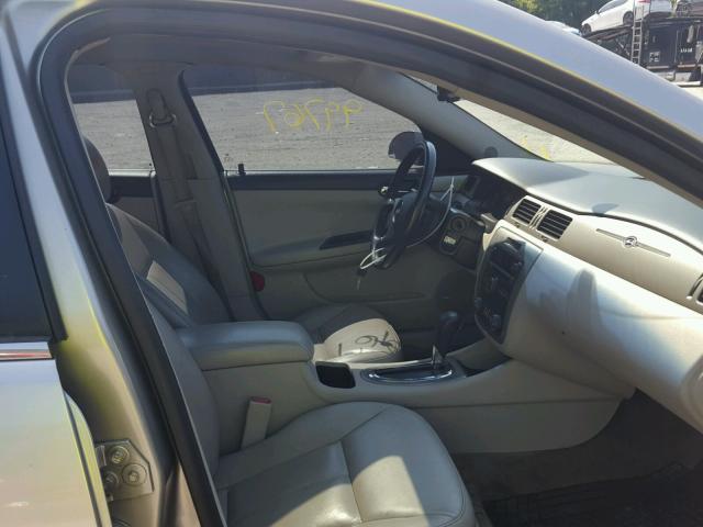 2G1WD58C169326228 - 2006 CHEVROLET IMPALA SUP 银色 照片 5