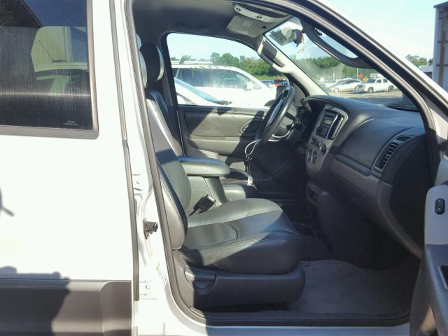 4F2CZ06164KM00013 - 2004 MAZDA TRIBUTE ES 银色 照片 5