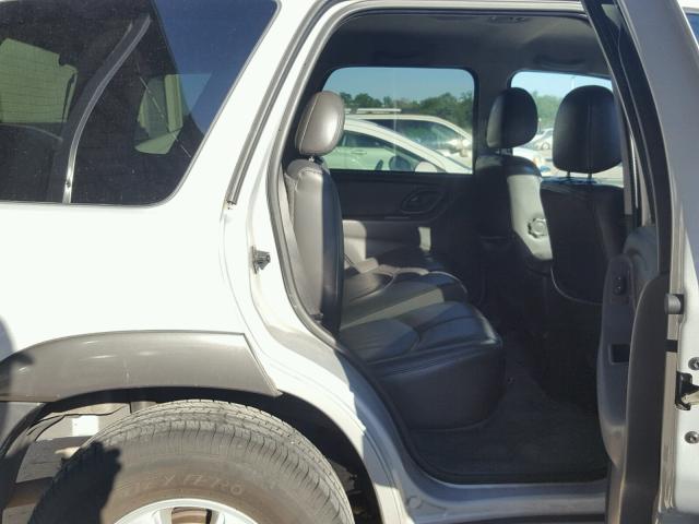 4F2CZ06164KM00013 - 2004 MAZDA TRIBUTE ES 银色 照片 6