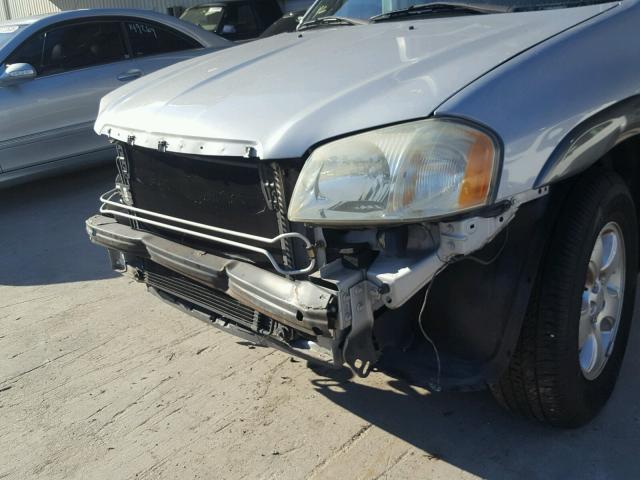 4F2CZ06164KM00013 - 2004 MAZDA TRIBUTE ES 银色 照片 9