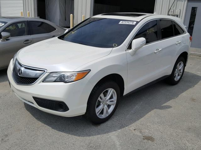 5J8TB4H30FL002448 - 2015 ACURA RDX BASE WHITE photo 2