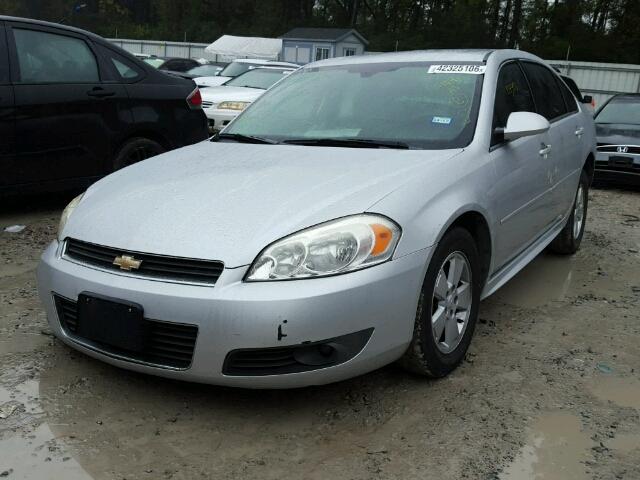 2G1WB5EK3A1177023 - 2010 CHEVROLET IMPALA LT SILVER photo 2