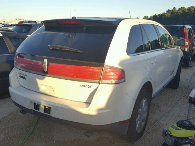 2LMDU68CX7BJ09470 - 2007 LINCOLN MKX WHITE photo 4