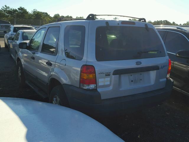 1FMYU93173KD46910 - 2003 FORD ESCAPE XLT SILVER photo 3