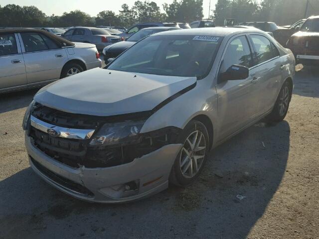 3FAHP0JA3AR236591 - 2010 FORD FUSION BEIGE photo 2