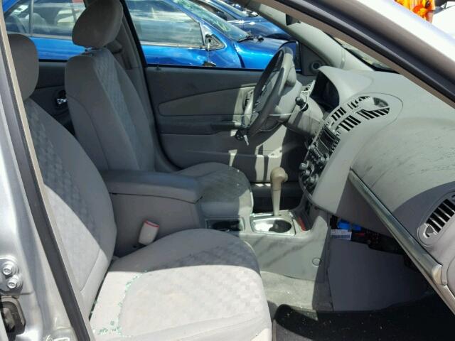 1G1ZT54824F191394 - 2004 CHEVROLET MALIBU LS SILVER photo 5