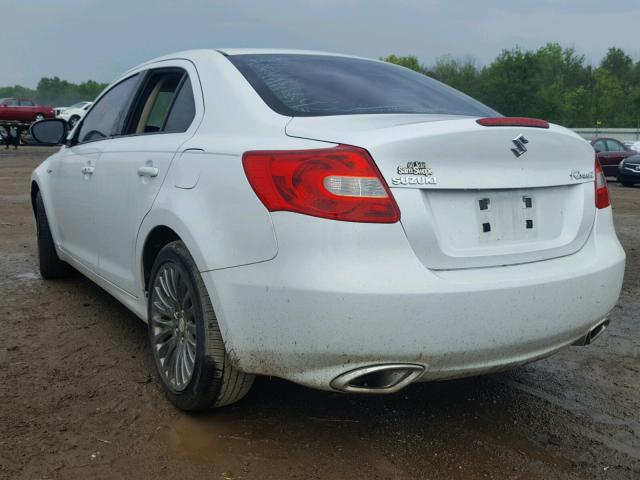 JS2RE9A32C6100114 - 2012 SUZUKI KIZASHI SE WHITE photo 3