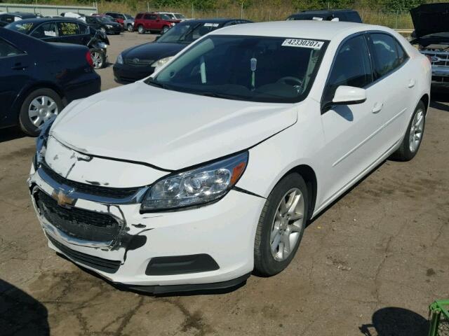 1G11C5SL2FF206242 - 2015 CHEVROLET MALIBU WHITE photo 2