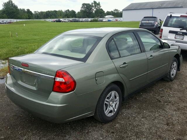 1G1ZS51F76F249735 - 2006 CHEVROLET MALIBU LS GREEN photo 4