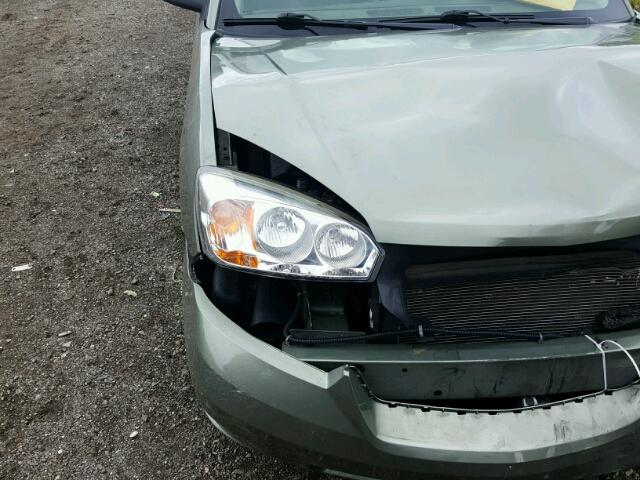 1G1ZS51F76F249735 - 2006 CHEVROLET MALIBU LS GREEN photo 9