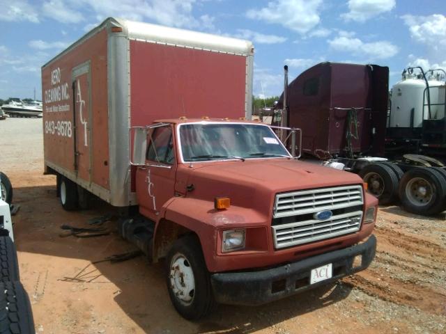 1FDNF72J5PVA26038 - 1993 FORD F700 LPO RED photo 1