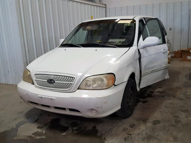 KNDUP131146583849 - 2004 KIA SEDONA EX WHITE photo 2