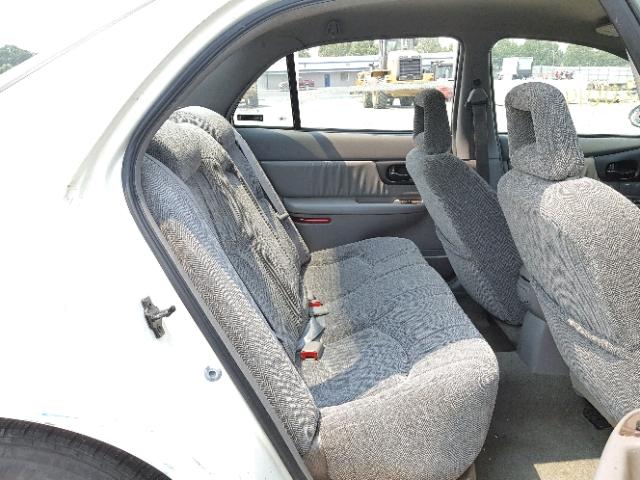 2G4WB52KX21105969 - 2002 BUICK REGAL LS WHITE photo 6