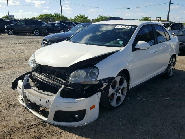 3VWBJ71K08M187051 - 2008 VOLKSWAGEN GLI თეთრი ფოტო 2