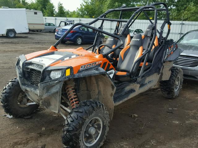 4XAXT9EA8EF264171 - 2014 POLARIS RZR 4 900 ORANGE photo 2