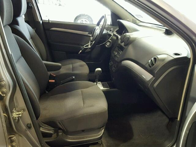 KL1TD5DE0BB256349 - 2011 CHEVROLET AVEO LS GRAY photo 5