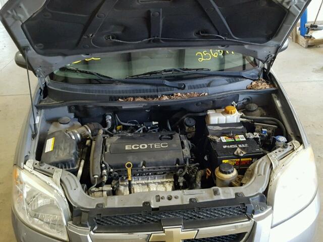 KL1TD5DE0BB256349 - 2011 CHEVROLET AVEO LS GRAY photo 7
