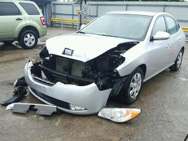 KMHDU46D68U503748 - 2008 HYUNDAI ELANTRA GL SILVER photo 2