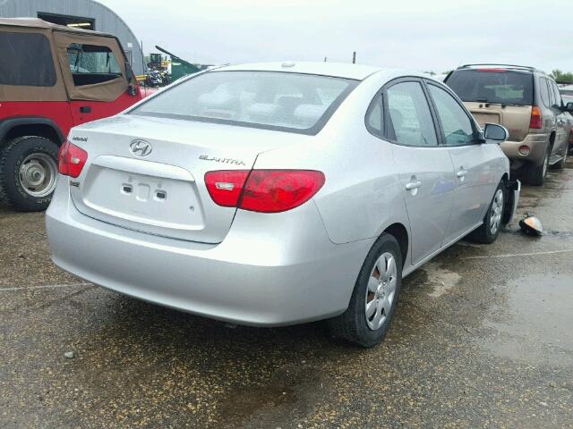 KMHDU46D68U503748 - 2008 HYUNDAI ELANTRA GL SILVER photo 4