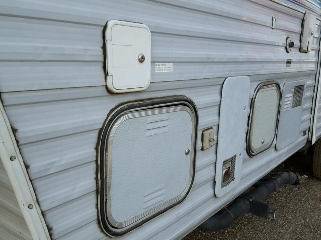 1SY300M24SC000413 - 1995 ARO 5TH WHEEL TAN photo 9