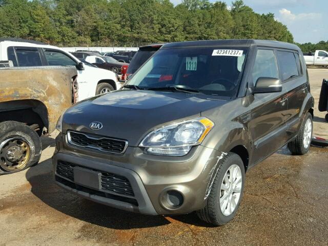 KNDJT2A66D7555963 - 2013 KIA SOUL BROWN photo 2