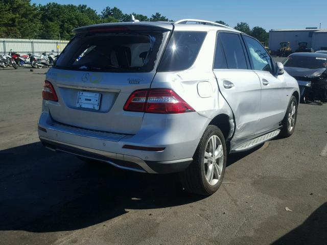 4JGDA5HB6CA081307 - 2012 MERCEDES-BENZ ML 350 4MA SILVER photo 4