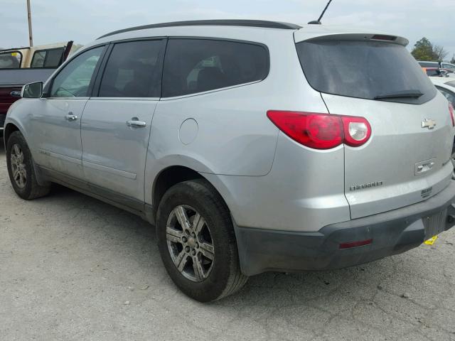 1GNER23D79S135698 - 2009 CHEVROLET TRAVERSE SILVER photo 3