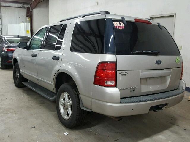 1FMZU73K84ZA42611 - 2004 FORD EXPLORER SILVER photo 3