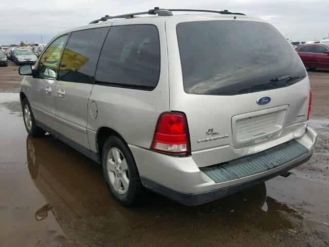 2FMZA57645BA57217 - 2005 FORD FREESTAR SILVER photo 3