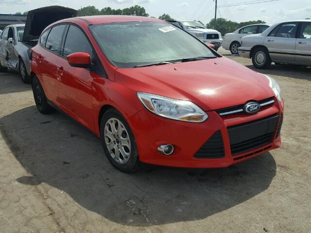 1FAHP3K26CL379397 - 2012 FORD FOCUS RED photo 1