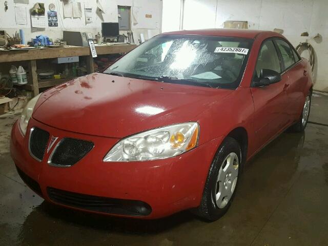 1G2ZF55B964207313 - 2006 PONTIAC G6 RED photo 2